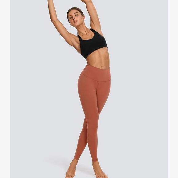 NWT Med CRZ YOGA strappy v neck sports bra w cross cross back wireless & padded - Picture 5 of 11